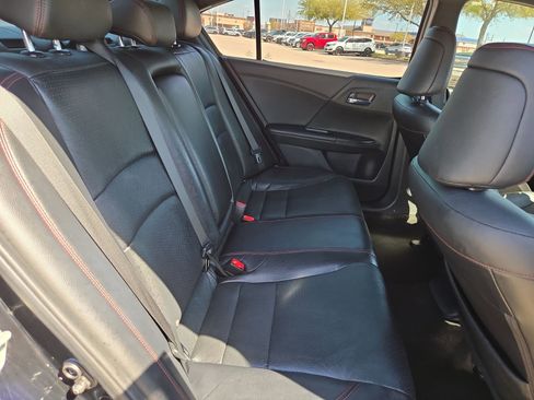 Used 2017 Honda Accord Sport Special Edition image 28