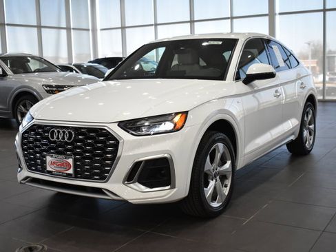 Used 2023 Audi Q5 2.0T Premium w/ Convenience Package AWD/4WD image 8