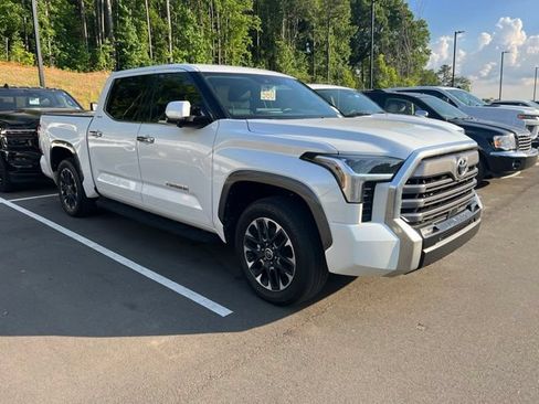 Used 2023 Toyota Tundra Limited AWD/4WD image 8