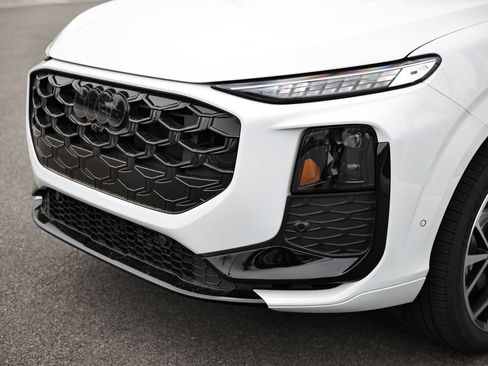 New 2026 Audi Q3 quattro 2.0T AWD/4WD image 12