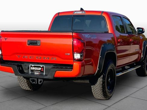 Used 2017 Toyota Tacoma TRD Sport w/ Tow Package (A/T) AWD/4WD image 13