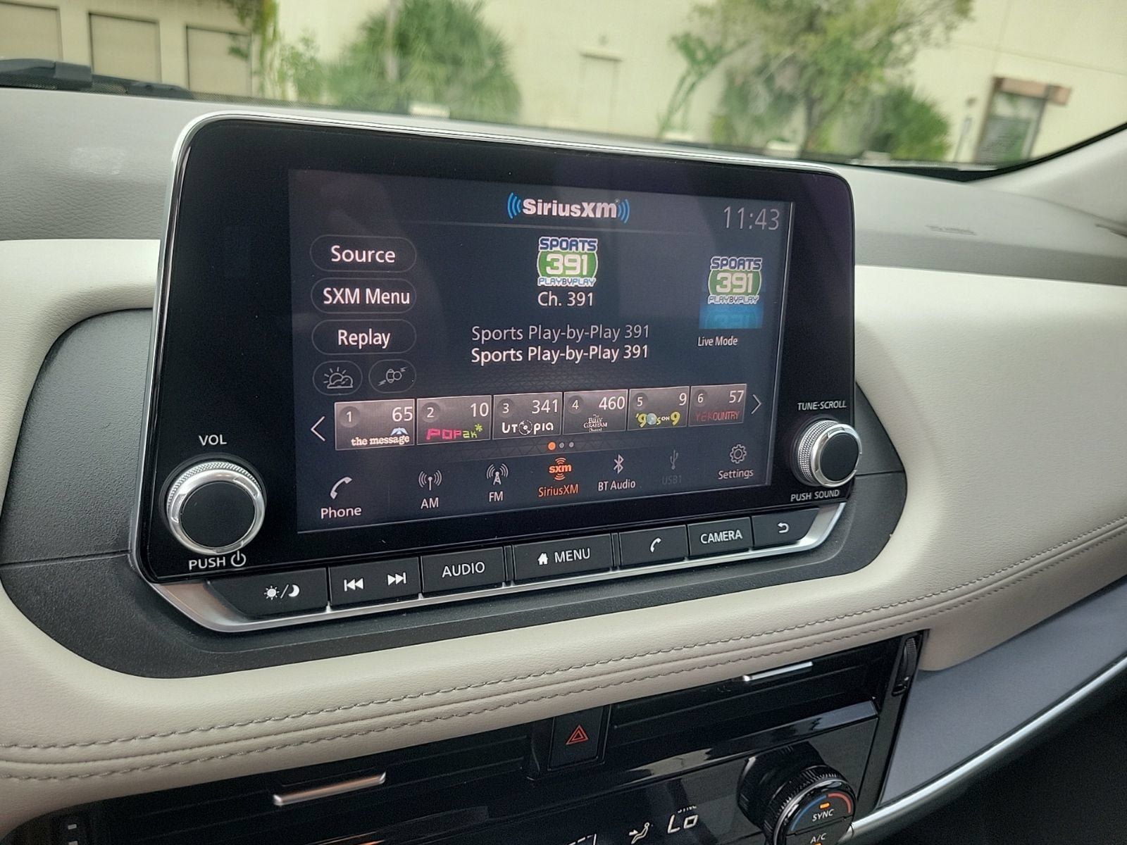 Used 2021 Nissan Rogue SV FWD image 21