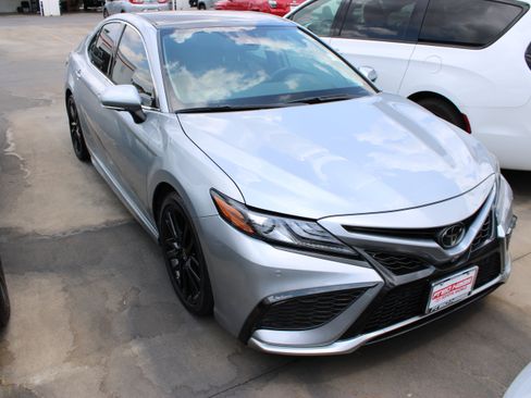Used 2024 Toyota Camry XSE w/ Navigation Package FWD image 2