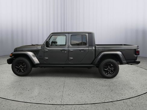 Used 2023 Jeep Gladiator Sport AWD/4WD image 21