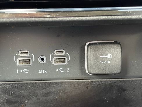 Used 2023 Jeep Grand Cherokee L Laredo AWD/4WD image 37