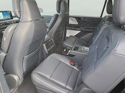 New 2026 Lincoln Aviator Reserve image 10