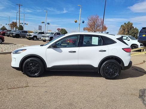 Used 2022 Ford Escape S image 5