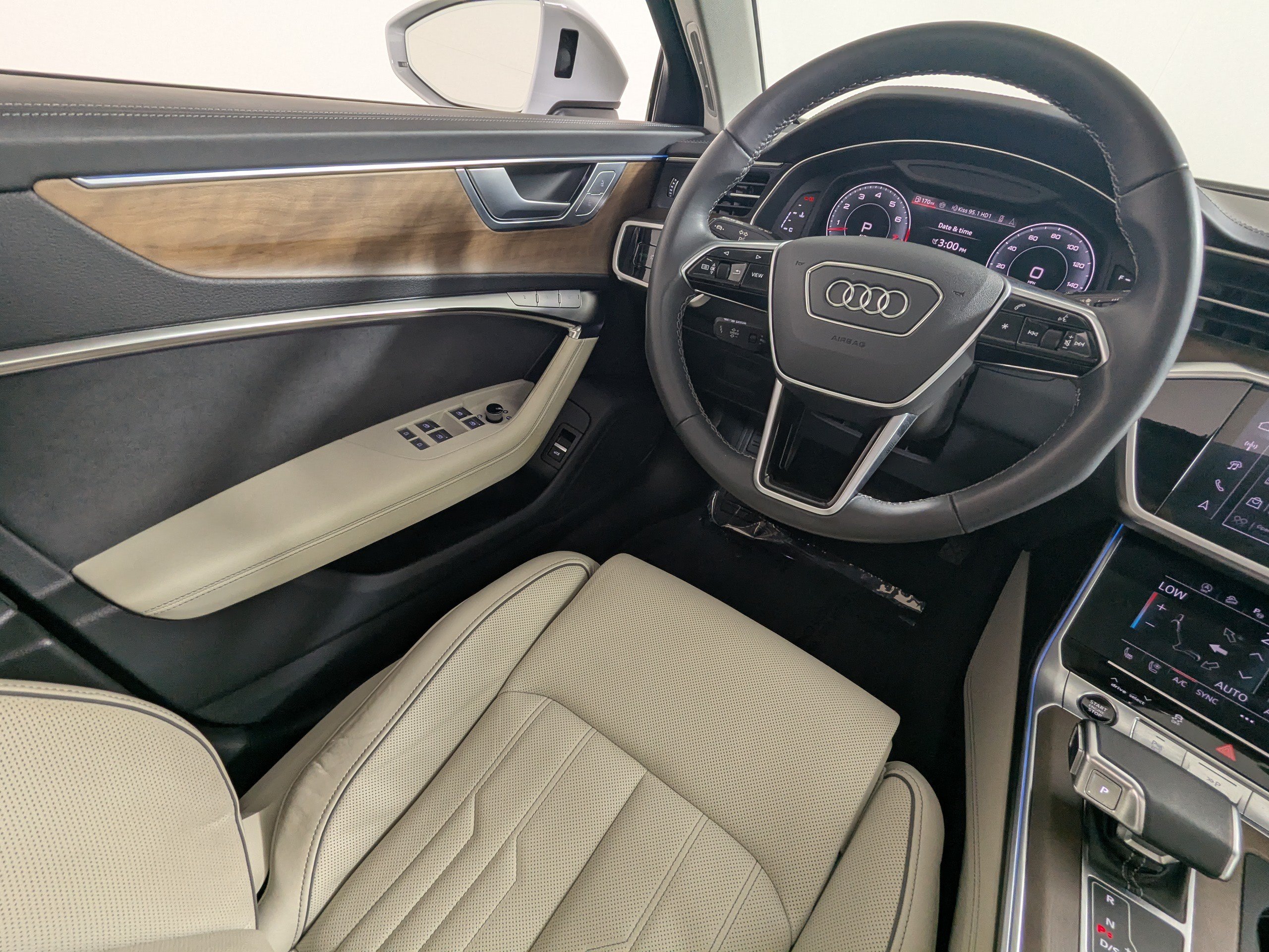 Certified 2024 Audi A6 3.0T allroad Prestige AWD/4WD image 9