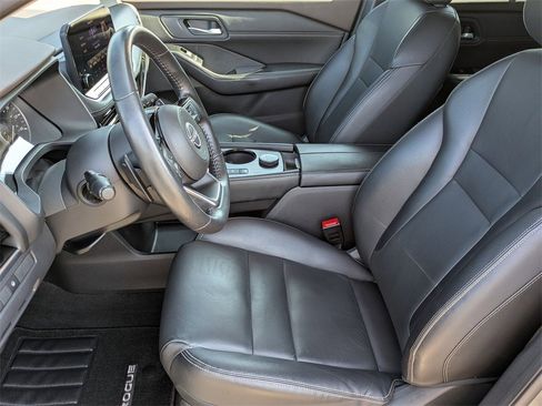 Certified 2022 Nissan Rogue SL w/ SL Premium Package image 11