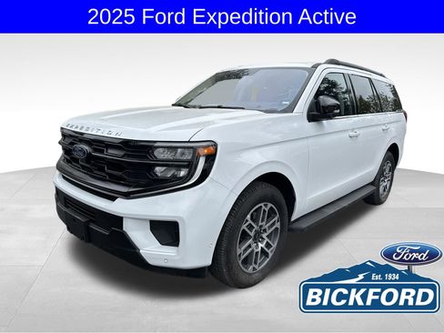 Used 2025 Ford Expedition Active AWD/4WD image 1