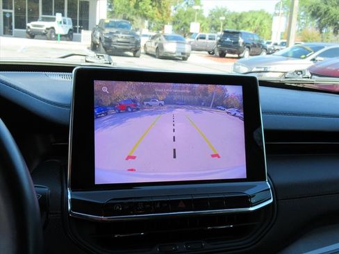 Used 2022 Jeep Compass Trailhawk w/ Trailhawk Convenience Group image 22