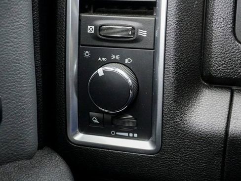 Used 2023 RAM 1500 Classic SLT image 20