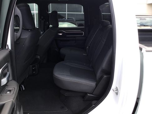 Certified 2025 RAM 2500 Big Horn AWD/4WD image 8