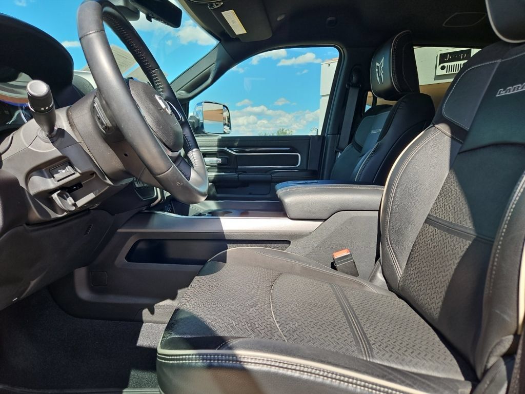 Used 2022 RAM 3500 Laramie AWD/4WD image 14