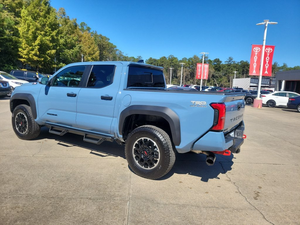 Certified 2026 Toyota Tacoma TRD Off-Road w/ TRD Off Road Upgrade Package AWD/4WD image 10