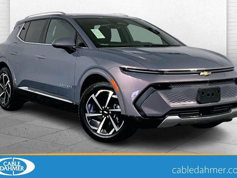 Used 2025 Chevrolet Equinox EV LT image 1