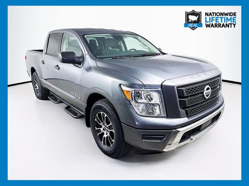 Used 2022 Nissan Titan SV w/ Accessory Utility Package image 1