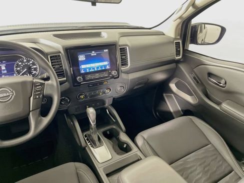 Used 2023 Nissan Frontier SV w/ Technology Package AWD/4WD image 22