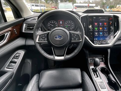 Used 2023 Subaru Ascent Touring image 6