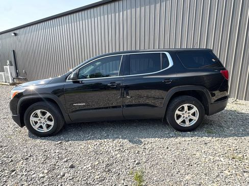 Used 2017 GMC Acadia SLE w/ LPO, Floor Liner Package FWD image 8