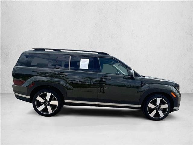 Used 2024 Hyundai Santa Fe Limited FWD image 5