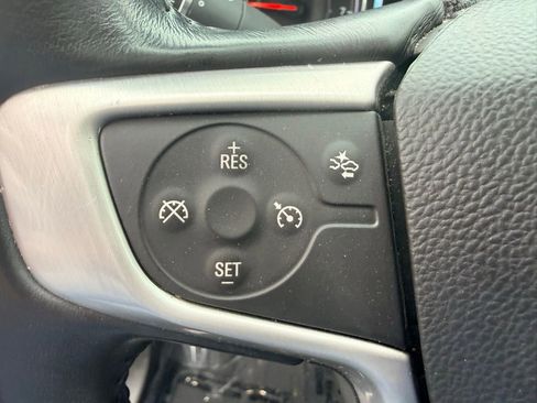 Used 2017 GMC Acadia SLT image 20