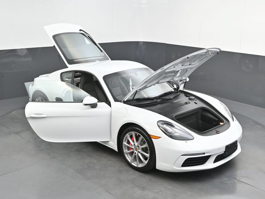 Certified 2019 Porsche 718 Cayman S RWD image 37