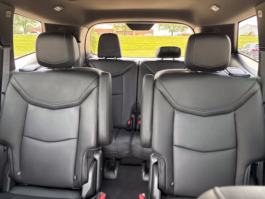 Used 2024 Cadillac XT6 Premium Luxury AWD/4WD image 33