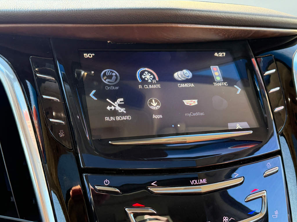 Used 2019 Cadillac Escalade Premium Luxury AWD/4WD image 14