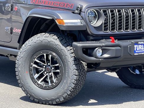 New 2026 Jeep Wrangler Unlimited Rubicon AWD/4WD image 3