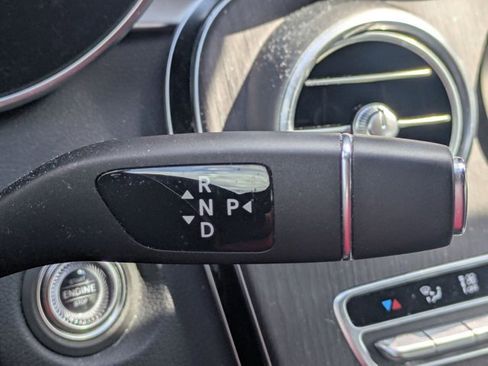 Used 2020 Mercedes-Benz C 300 4MATIC Sedan image 11