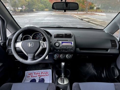 Used 2008 Honda Fit Sport image 28