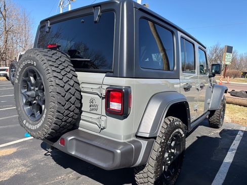 Certified 2023 Jeep Wrangler Unlimited w/ Cold Weather Group AWD/4WD image 7