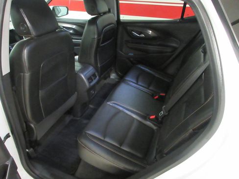 Used 2019 GMC Terrain SLT w/ Preferred Package image 21