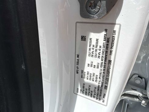 Used 2023 Tesla Model 3 Standard Range RWD image 28