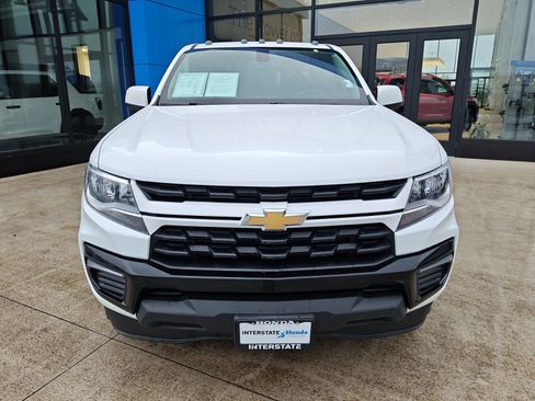Used 2021 Chevrolet Colorado LT image 2