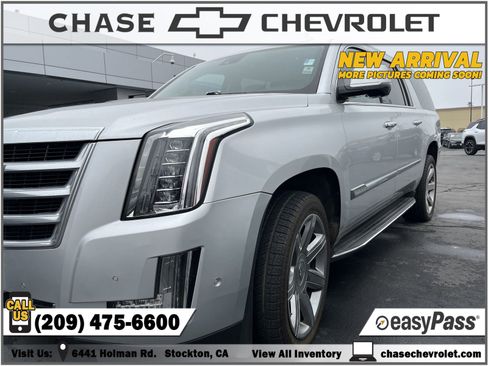 Certified 2020 Cadillac Escalade ESV Luxury image 1