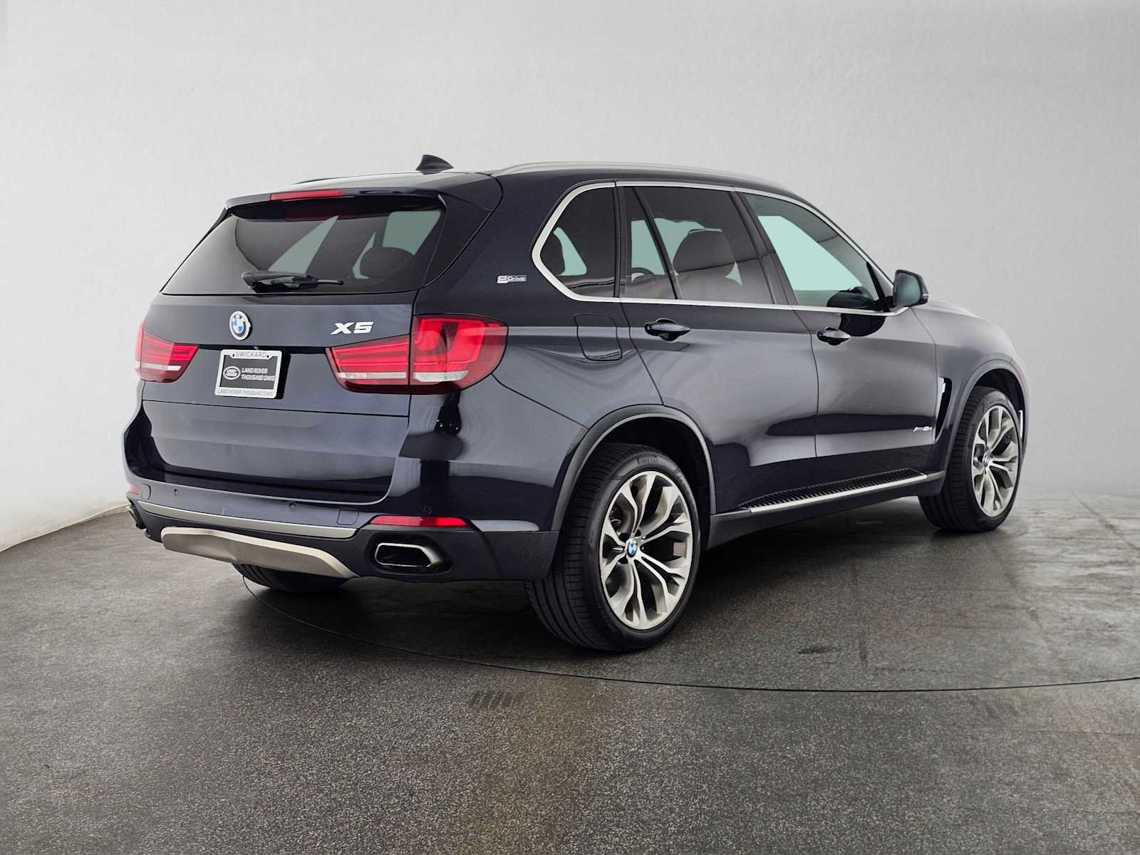 Used 2017 BMW X5 xDrive40e AWD/4WD image 5
