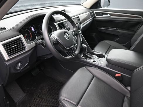 Used 2019 Volkswagen Atlas SE w/ Panoramic Sunroof Package image 18