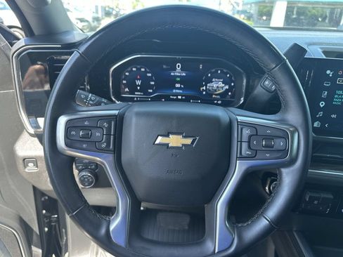 Used 2025 Chevrolet Silverado 2500 LT w/ Convenience Package AWD/4WD image 21