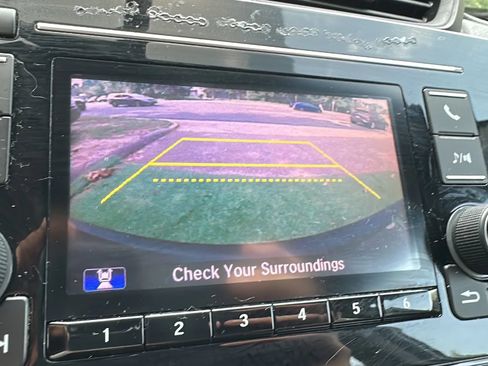 Used 2018 Honda CR-V LX image 13