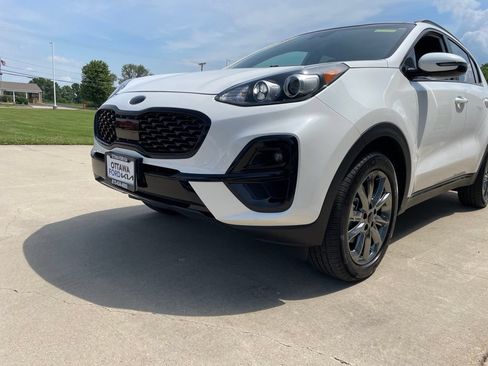 Used 2021 Kia Sportage S w/ S AWD Premium Package image 15