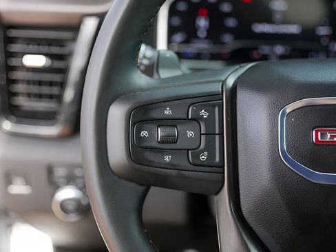 Used 2025 GMC Sierra 1500 AT4 image 17