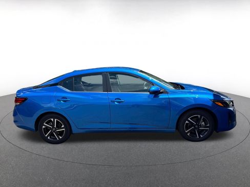 Used 2025 Nissan Sentra SV FWD image 12