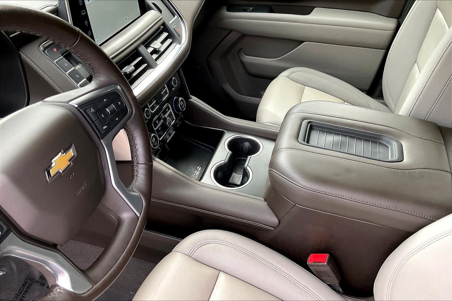 Used 2022 Chevrolet Tahoe LT w/ LT Signature Plus Package RWD image 17