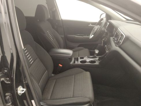 Used 2018 Kia Sportage LX FWD image 21