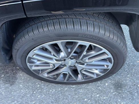 Used 2022 Jeep Compass Limited w/ Elite Group image 6