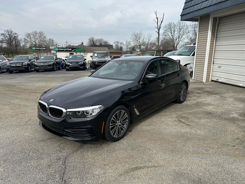 Used 2019 BMW 530e w/ Convenience Package RWD image 8