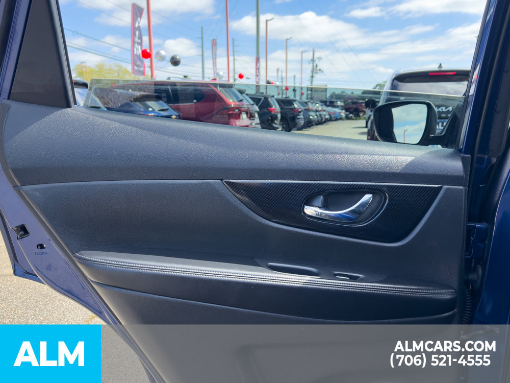 Used 2018 Nissan Rogue SL FWD image 10