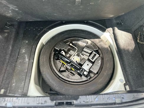 Used 2010 BMW 535i Sedan image 7